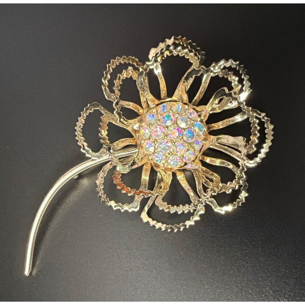 VINTAGE SARAH COVENTRY Flower Brooch Iridescent Aurora Rhinestone Gold Tone Pin - Picture 4 of 12